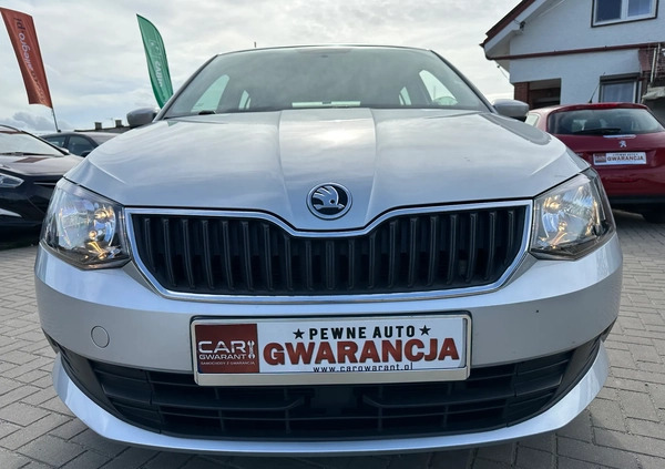Skoda Fabia cena 33600 przebieg: 52000, rok produkcji 2017 z Działoszyn małe 596
